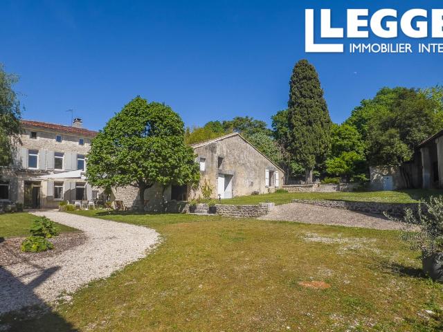Maison vente à Angoulême, Aignes-et-puypéroux