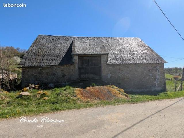 Maison vente à Mauriac, Champagnac