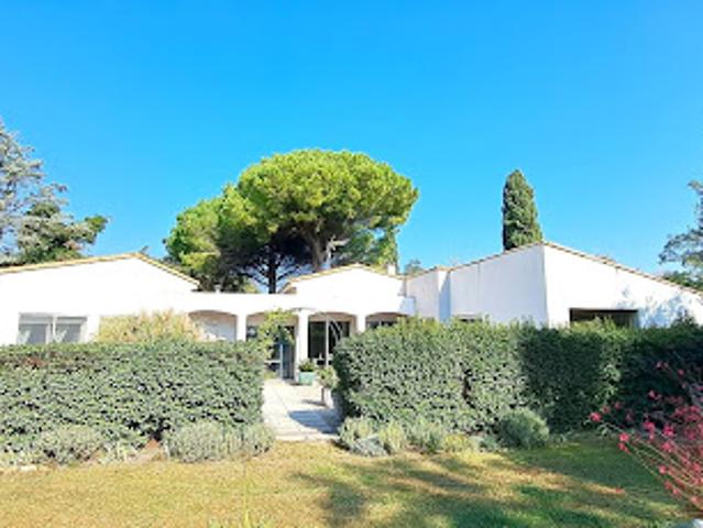 Maison vente à Arles, Saintes-maries-de-la-mer
