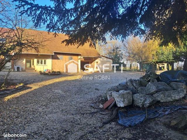 Maison vente à Louhans-Châteaurenaud, Saint-germain-du-bois
