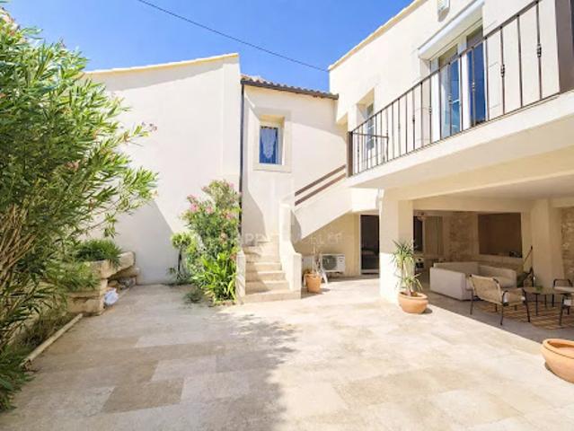 Maison vente à Arles, Mollégès
