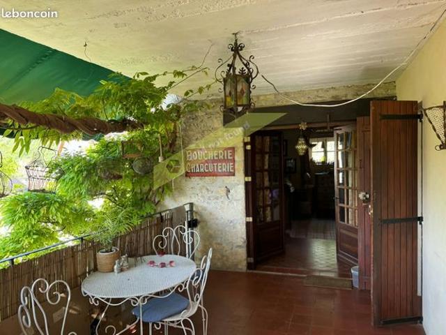Maison vente à Saint-Sozy, Lot
