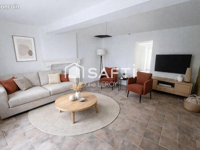 Maison vente à La Flèche, Joué-en-charnie
