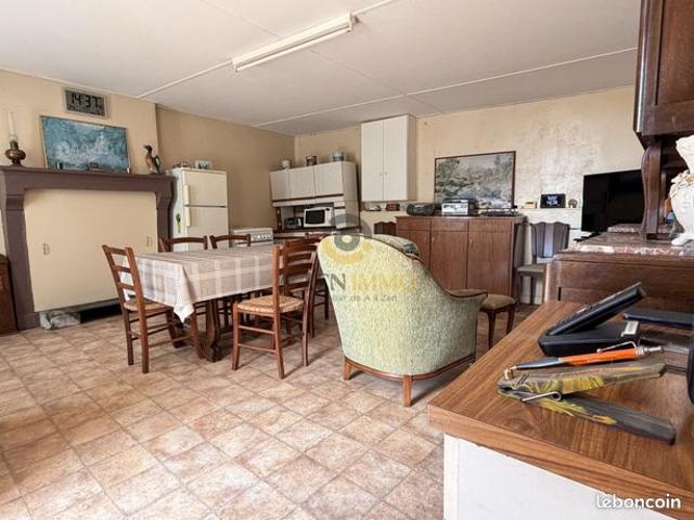 Maison vente à Parthenay, Nouvelle-Aquitaine