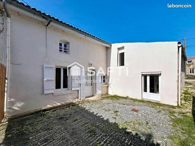 Maison vente à Saint-Jean-d'Angély, Saint-mandé-sur-brédoire