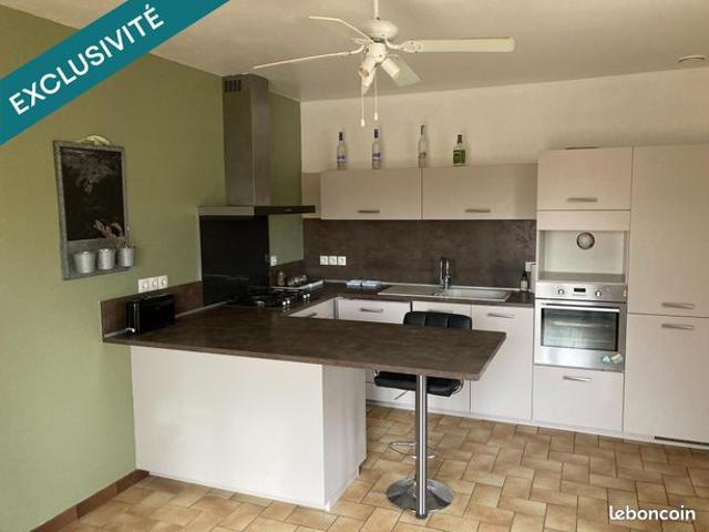 Maison vente à Mauriac, Vebret