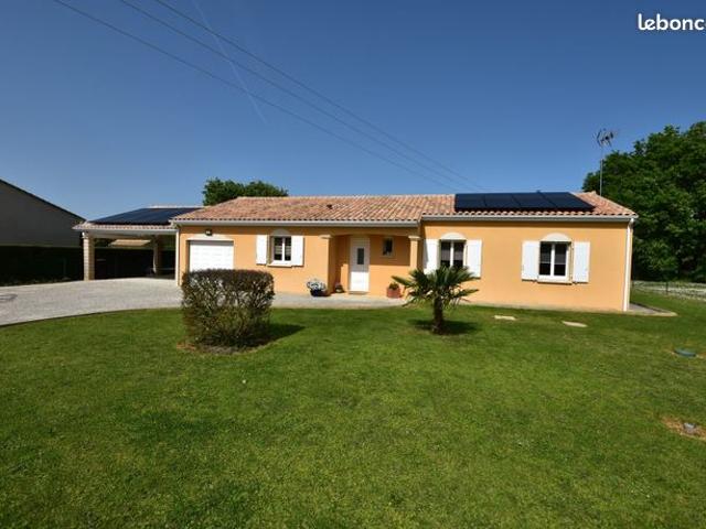 Maison vente à La Rochefoucauld, La Rochefoucauld-en-Angoumois
