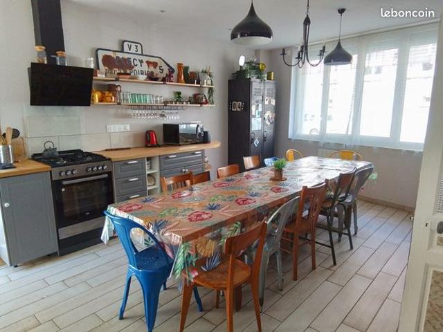 Maison vente à Vouziers, Falaise