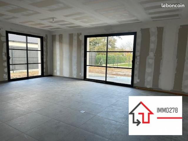 Maison vente à Dunkerque, Renescure
