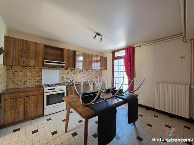 Maison vente à Alençon, Ceaucé