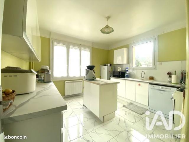 Maison vente à Rambouillet, Poigny-la-forêt