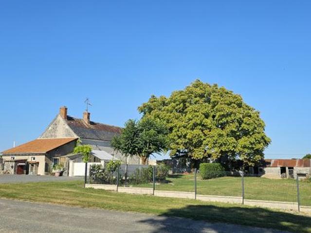 Maison vente à Loches, Le Louroux
