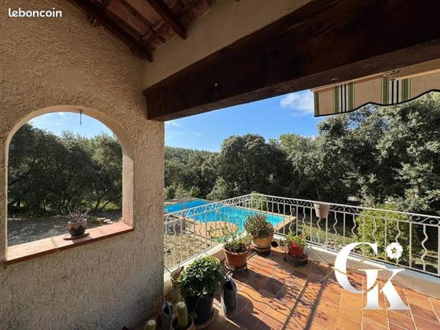 Maison vente à Arrondissement de Toulon, Le Beausset