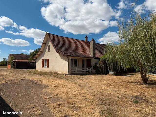 Maison vente à Louhans-Châteaurenaud, Saint-usuge