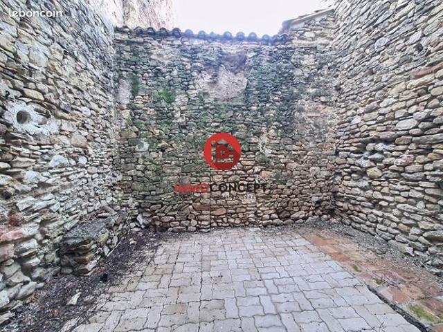 Maison vente à Carpentras, Caderousse