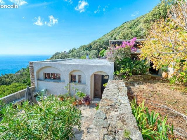 Maison vente à Bastia, Centuri