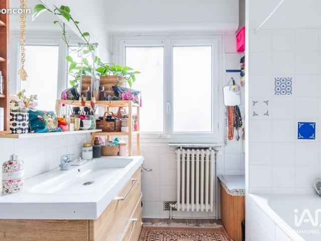 Maison vente à Dreux, Montreuil