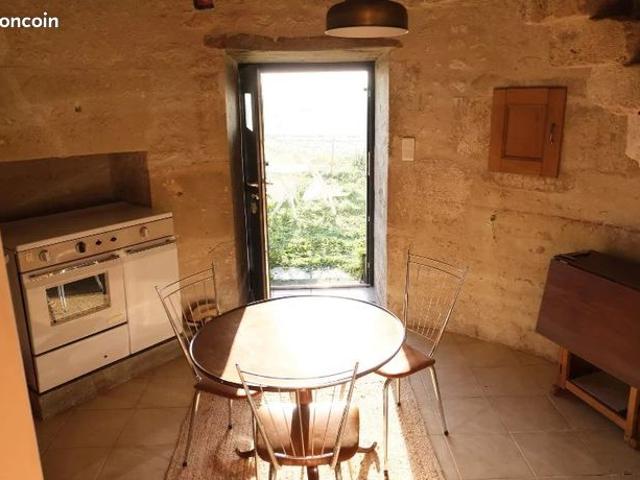Maison vente à Saint-Jean-d'Angély, Loiré-sur-nie