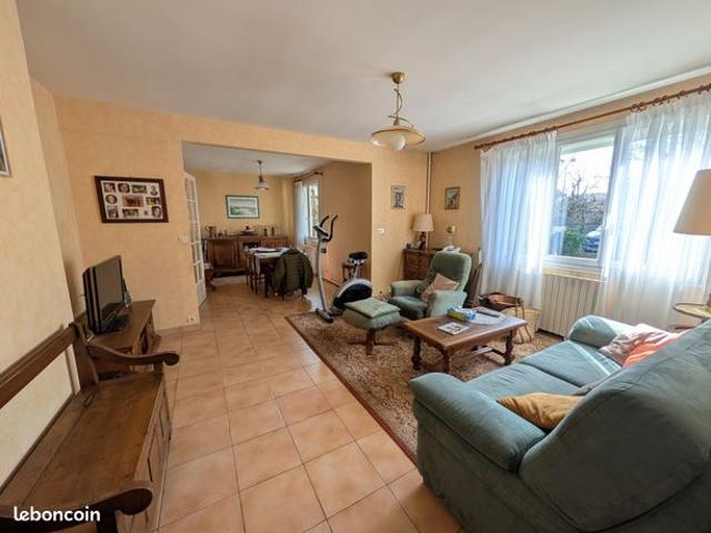 Maison vente à Versailles, Les Clayes-sous-bois