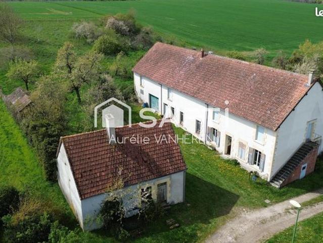 Maison vente à Cosne-Cours-sur-Loire, Nièvre