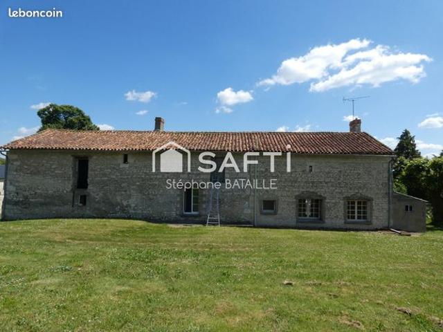 Maison vente à Châtellerault, Saires