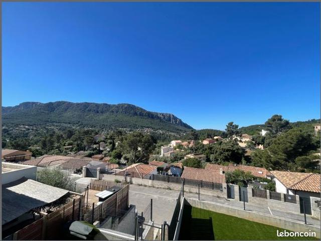 Maison vente à Arrondissement de Toulon, Le Revest-les-eaux
