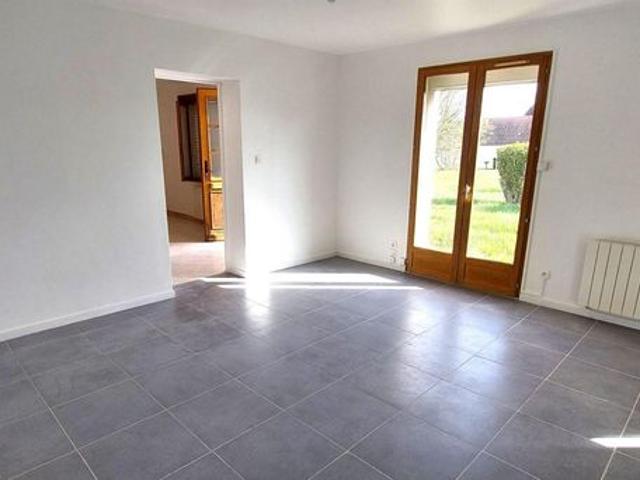 Maison vente à Sens, Collemiers