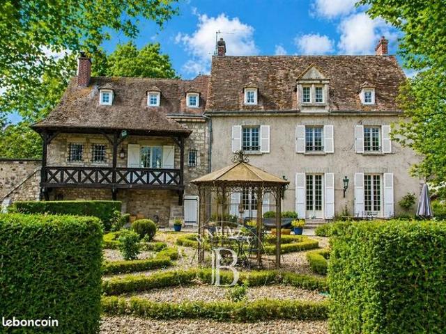 Maison vente à Évry, Courances