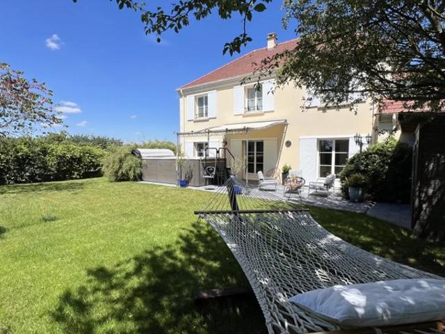 Maison vente à Versailles, Les Clayes-sous-bois