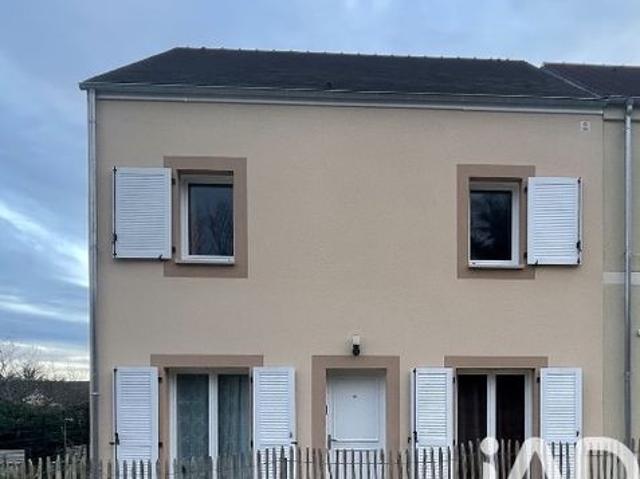 Maison vente à Étampes, Chamarande