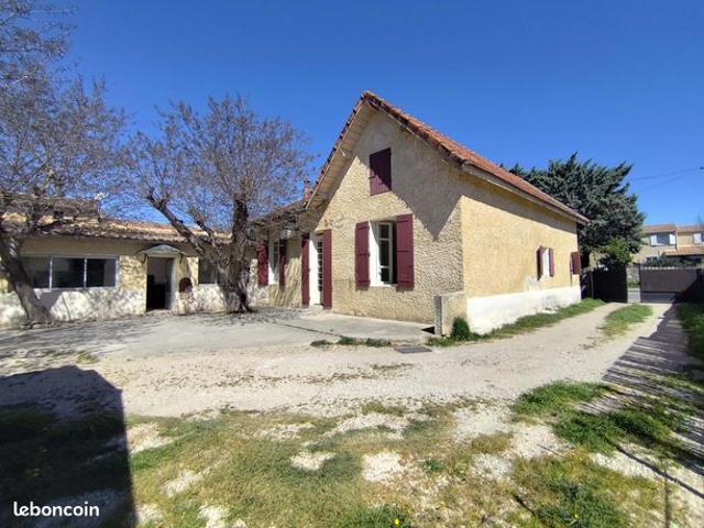 Maison vente à Carpentras, Pernes-les-fontaines