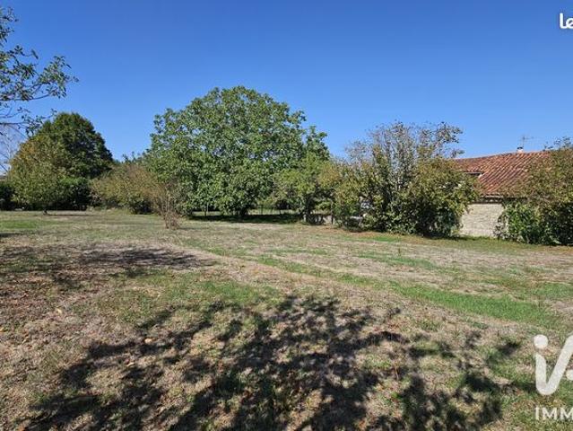 Maison vente à Charmé, Charente