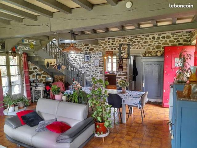 Maison vente à Oloron-Sainte-Marie, Buzy