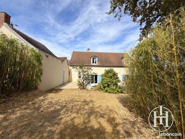 Maison vente à Saint-Amand-Montrond, Saint-pierre-les-etieux