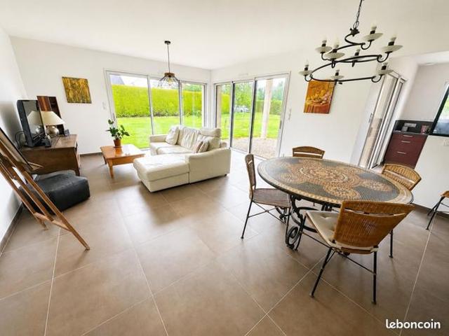 Maison vente à Guingamp, Bretagne