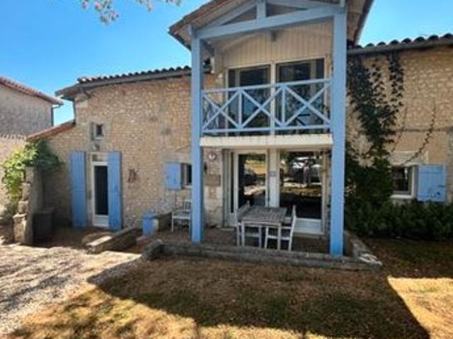 Maison vente à Nonac, Saint-Laurent-de-Belzagot