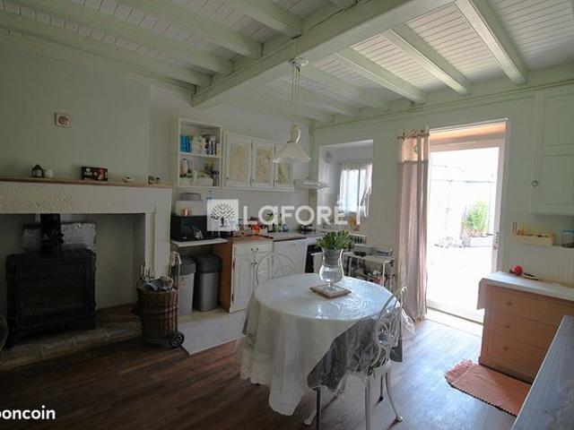 Maison vente à Nontron, Saint-front-la-rivière