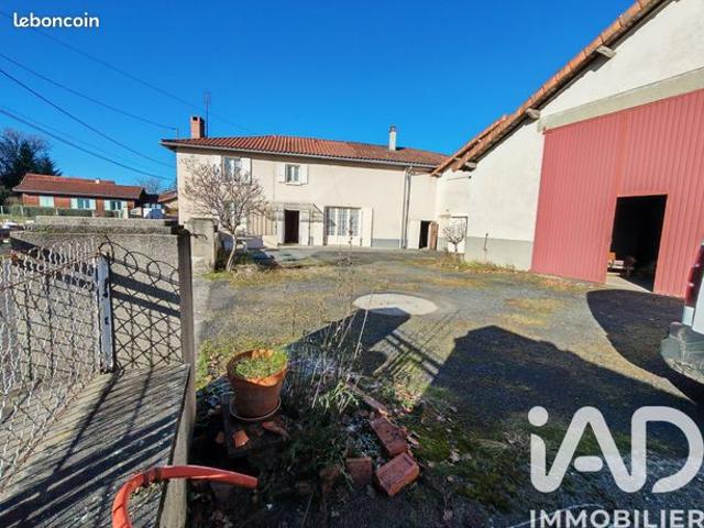 Maison vente à Confolens, Pressignac