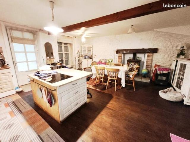 Maison vente à Bressuire, Nouvelle-Aquitaine