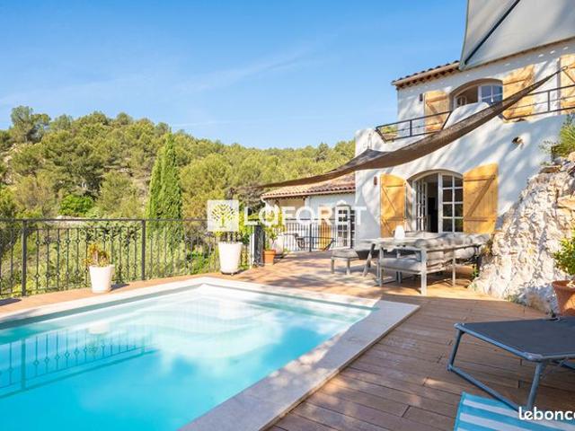 Maison vente à Marseille, Carnoux-en-provence