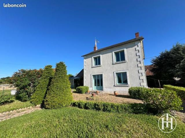 Maison vente à Saint-Amand-Montrond, Orcenais