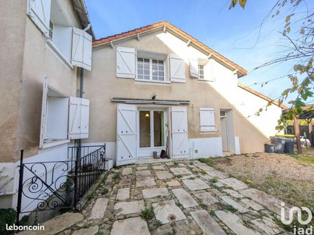 Maison vente à Montmorillon, Lussac-les-châteaux