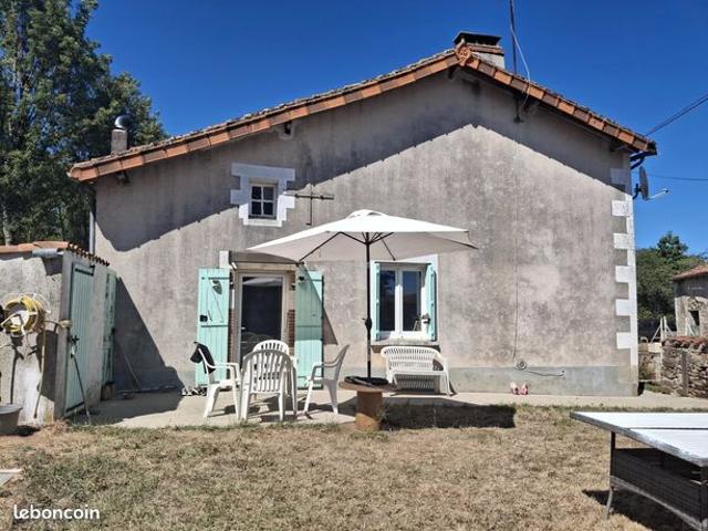 Maison vente à Confolens, Abzac