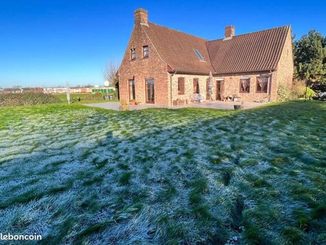 Maison vente à Dunkerque, Steenvoorde