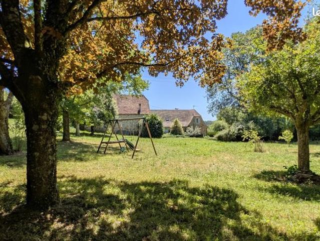 Maison vente à Gourdon, Bio