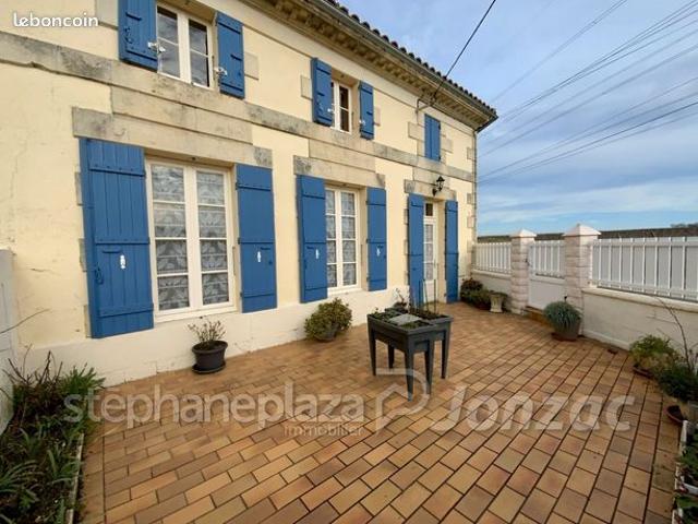 Maison vente à Semoussac