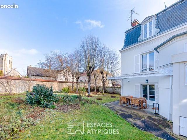 Maison vente à Saint-Germain-en-Laye, Maule