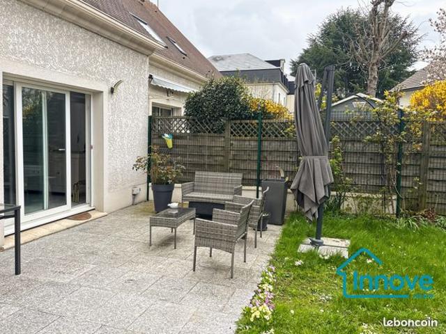 Maison vente à Versailles, La Celle-saint-cloud