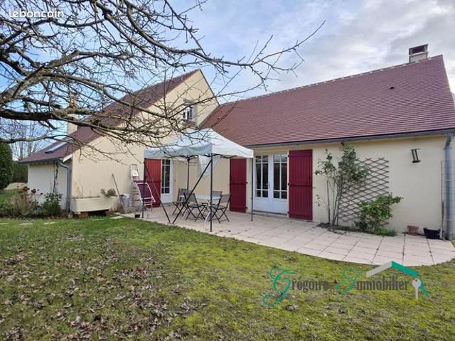 Maison vente à Fontainebleau, La Genevraye