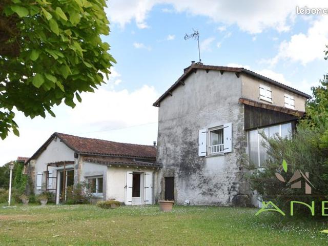 Maison vente à Nontron, Soudat